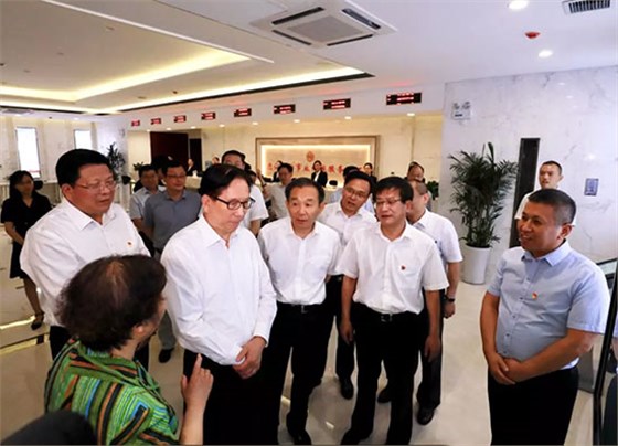 李玉赋来济调研工会工作并考察心理健康中心建设 李玉赋来济调研工会工作并考察心理健康中心建设